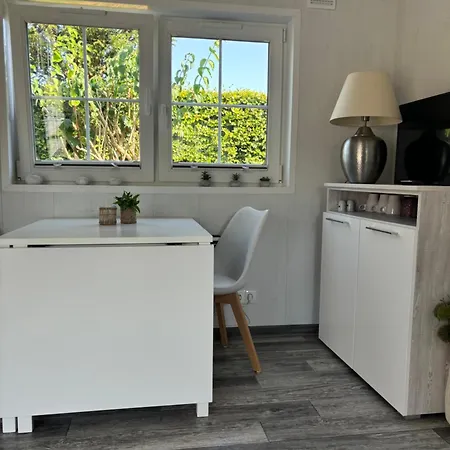 Thelittlehouse-by-the-lake Hørsholm