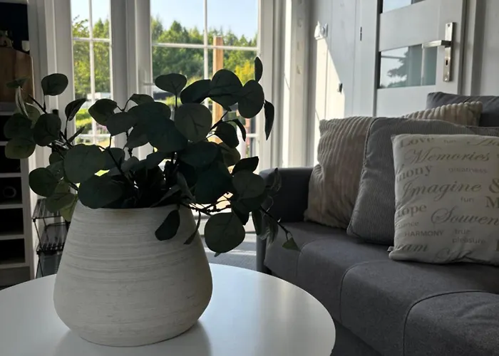 Thelittlehouse-by-the-lake Holiday home *